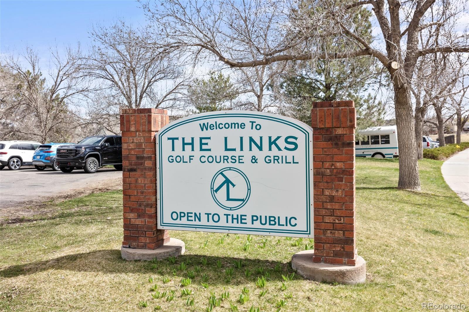8991 Greenspointe Lane Highlands Ranch, CO 80130 - Photo 31 of 32 Gallery Image 31