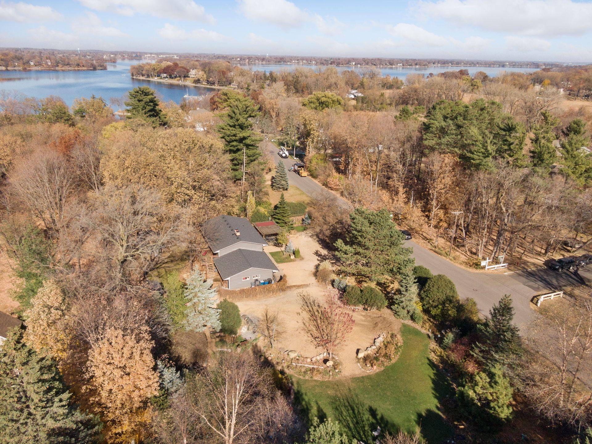 5620 Howards Point Road Shorewood, MN 55331 - Photo 11 of 70 Gallery Image 11