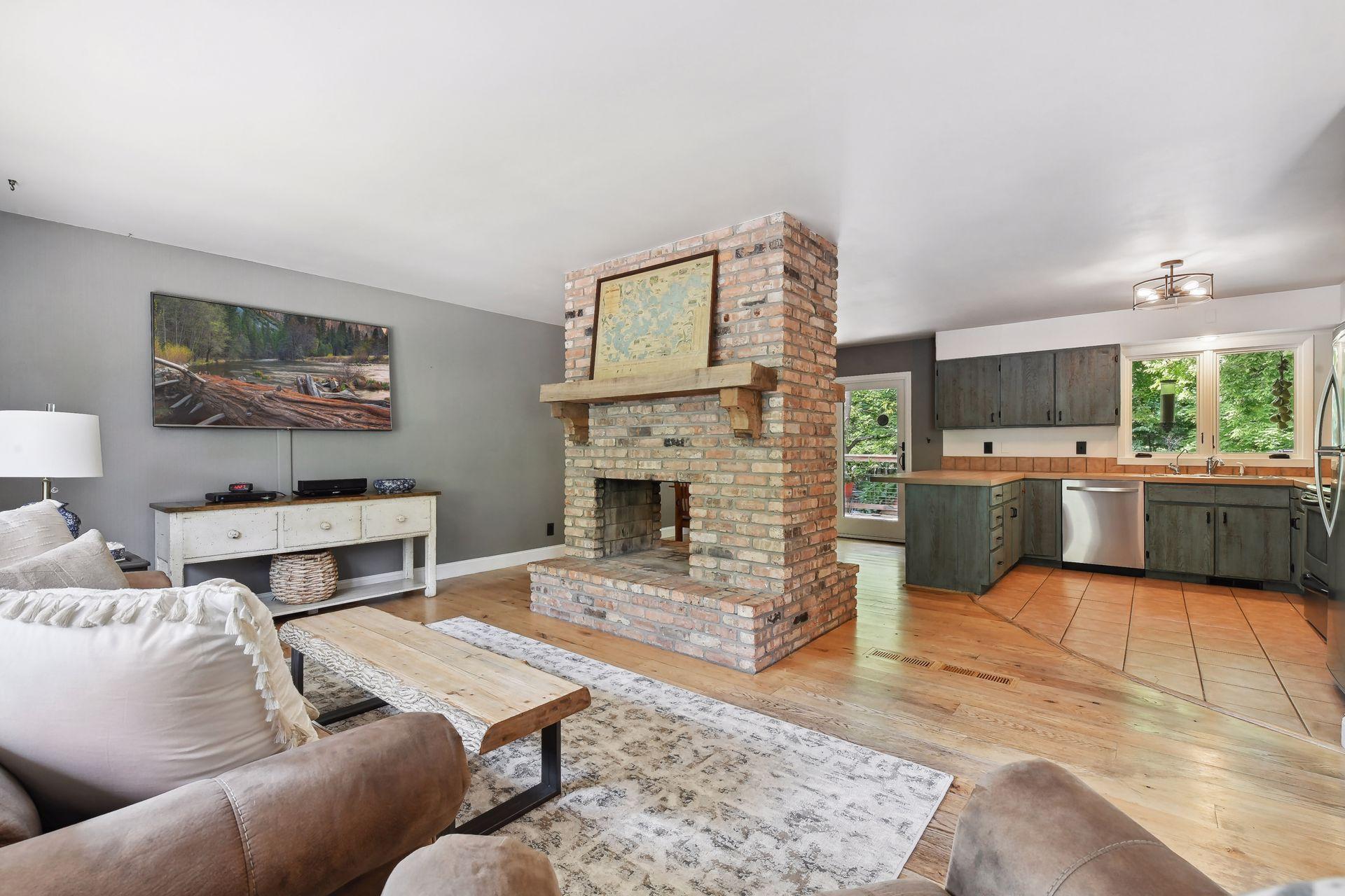 5620 Howards Point Road Shorewood, MN 55331 - Photo 18 of 70 Gallery Image 18