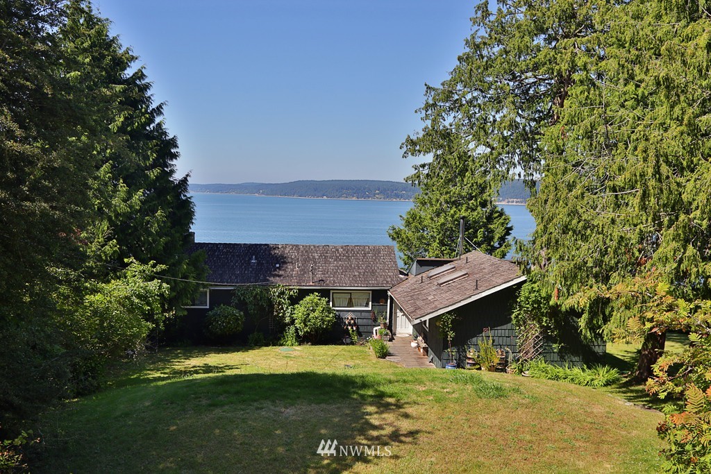 3091 Saratoga Road Langley, WA 98260 - Photo 2 of 25 Gallery Image 2