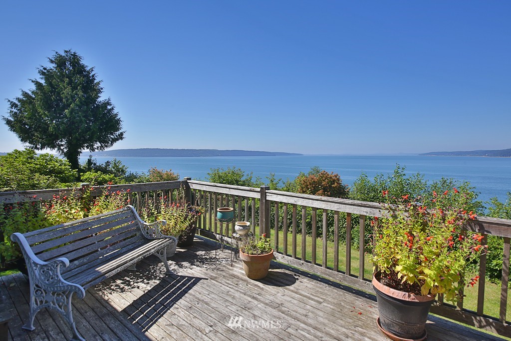 3091 Saratoga Road Langley, WA 98260 - Photo 4 of 25 Gallery Image 4