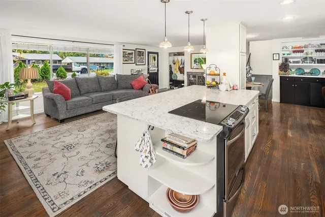 $998,000 | 21703 97th Avenue West, Edmonds, WA 98020