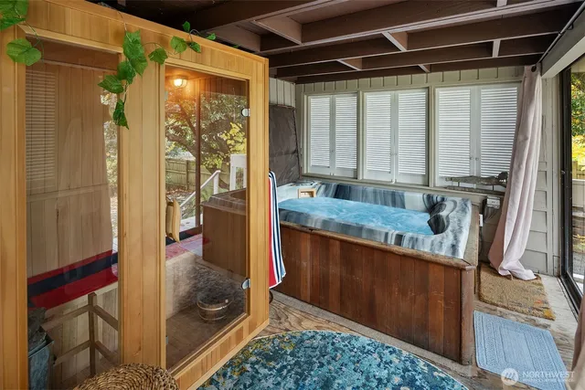 $998,000 | 21703 97th Avenue West, Edmonds, WA 98020