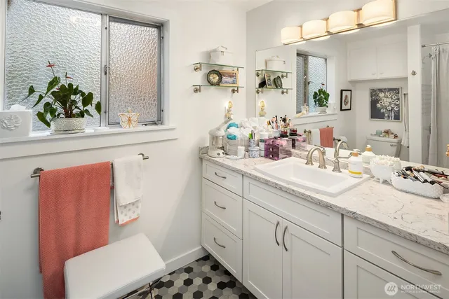 $998,000 | 21703 97th Avenue West, Edmonds, WA 98020