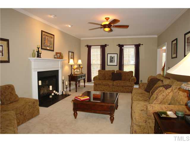 12744 Amoretto Way Raleigh, NC 27613 - Photo 7 of 24