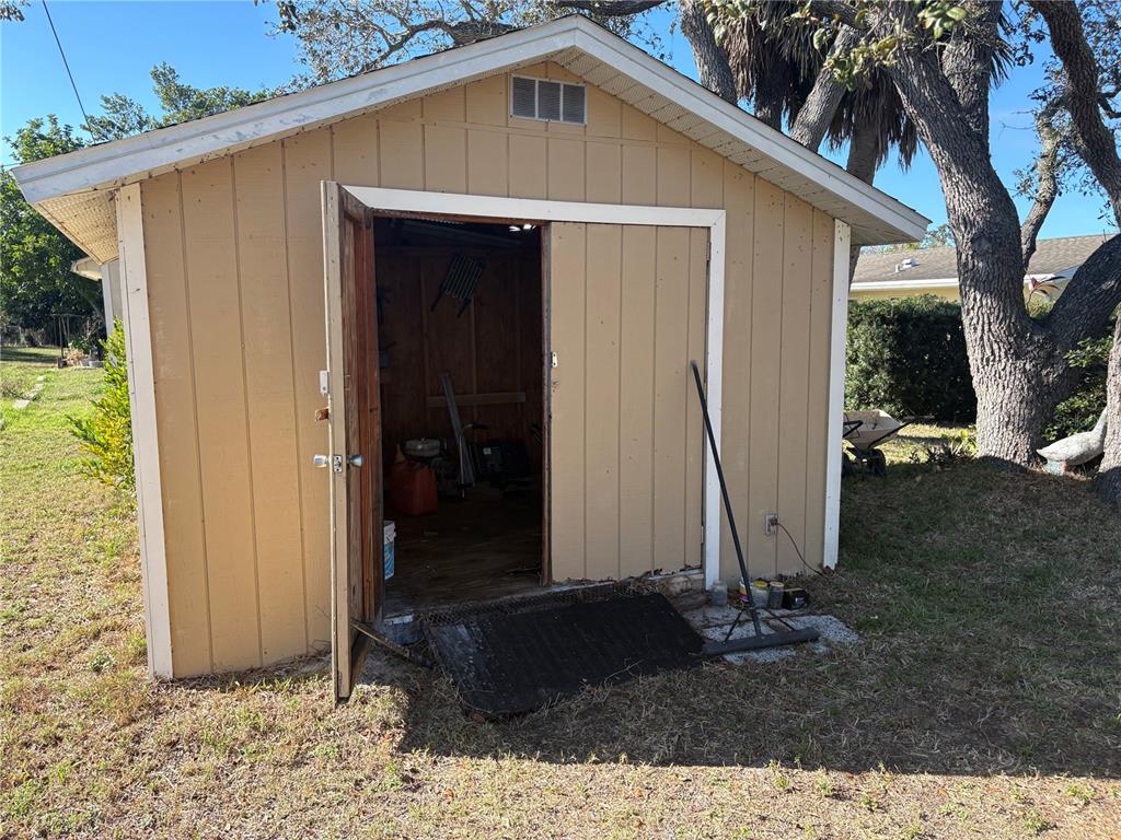 5338 Spanish Trail Holiday, FL 34690 - Photo 29 of 34 a front view of a house