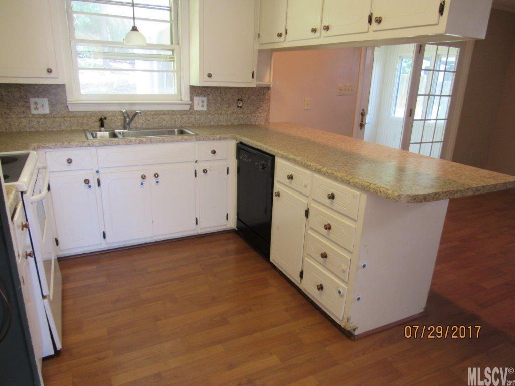327 NW Road Hickory, NC 28601 - Photo 11 of 14 Gallery Image 11