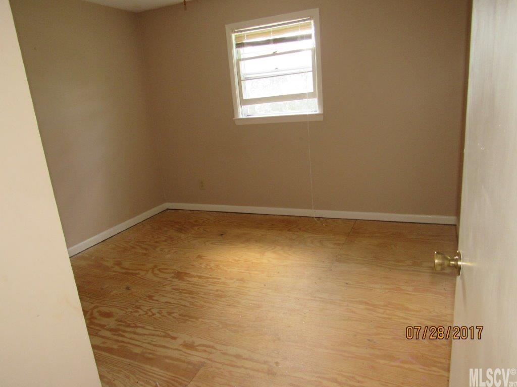 327 NW Road Hickory, NC 28601 - Photo 13 of 14 Gallery Image 13
