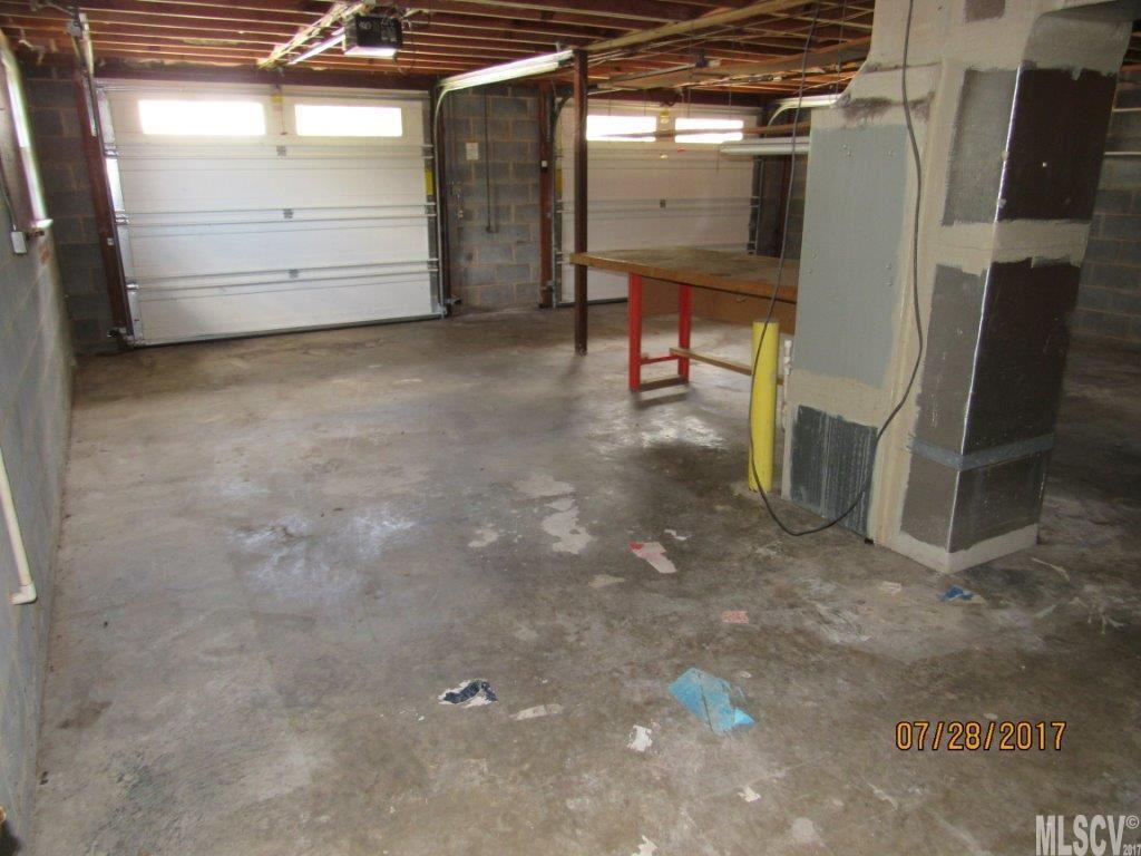327 NW Road Hickory, NC 28601 - Photo 6 of 14 Gallery Image 6