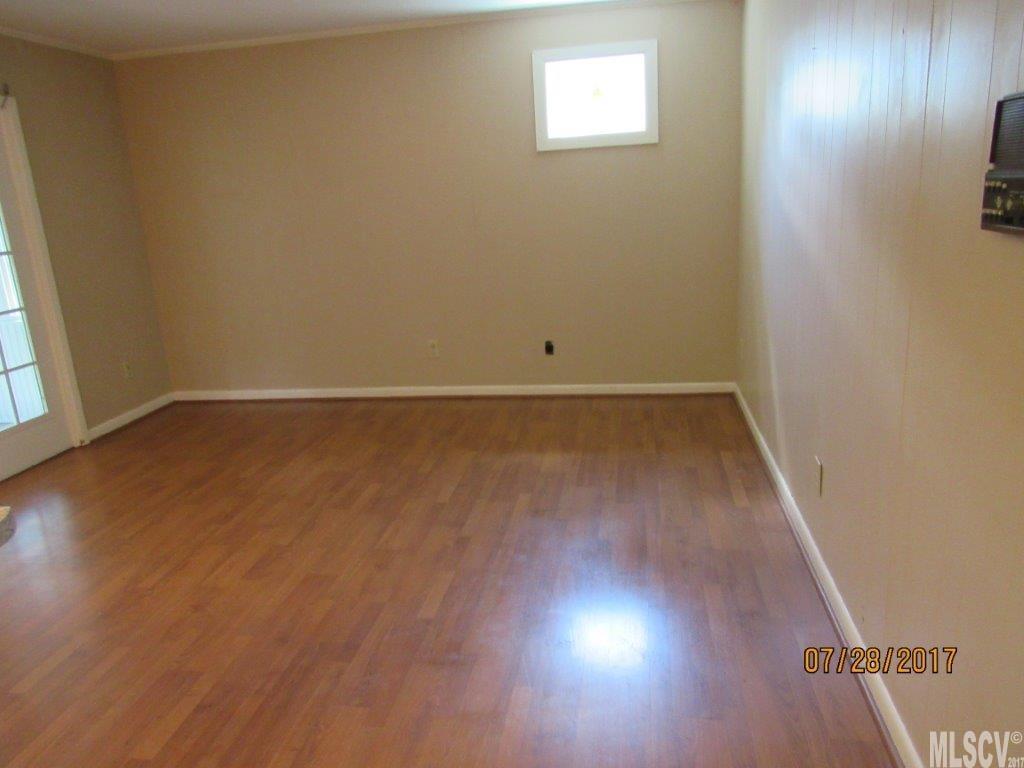 327 NW Road Hickory, NC 28601 - Photo 9 of 14 Gallery Image 9