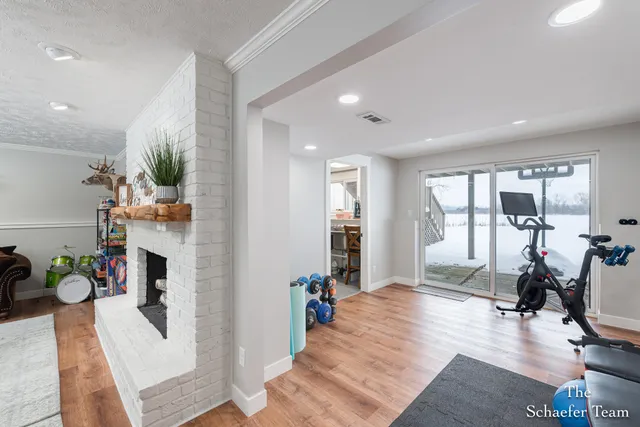 $750,000 | 8610 Dygert Drive Southeast, Alto, MI 49302