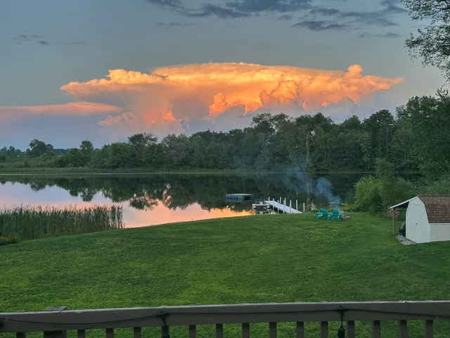 $750,000 | 8610 Dygert Drive Southeast, Alto, MI 49302