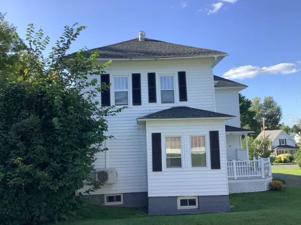 $199,900 | 192 Main Street, Van Buren, ME 04785