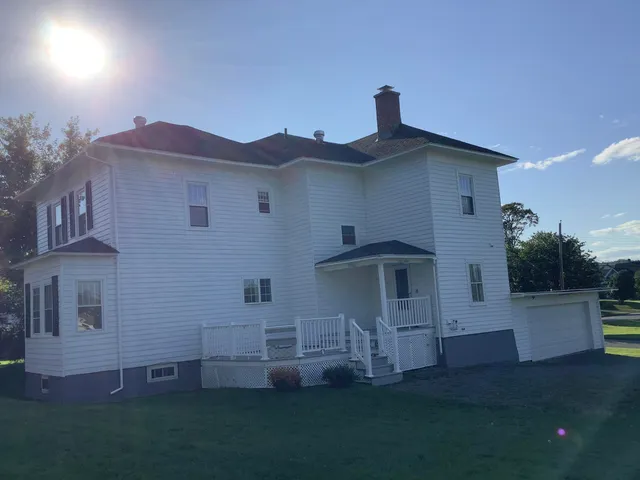 $209,900 | 192 Main Street, Van Buren, ME 04785