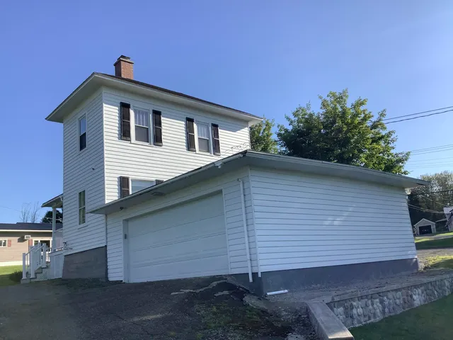 $209,900 | 192 Main Street, Van Buren, ME 04785
