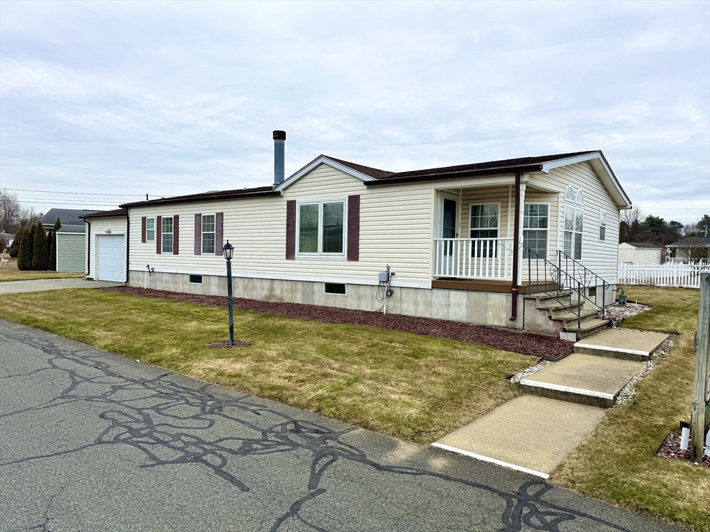 11 Gala Way Chicopee, MA 01020 - Photo 1 of 30