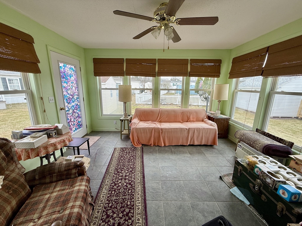 11 Gala Way Chicopee, MA 01020 - Photo 22 of 30