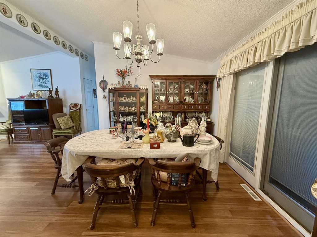 11 Gala Way Chicopee, MA 01020 - Photo 24 of 30