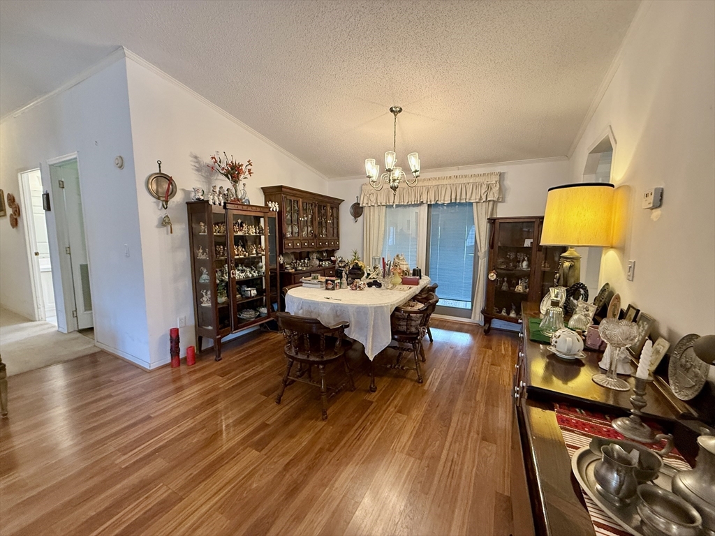 11 Gala Way Chicopee, MA 01020 - Photo 4 of 30