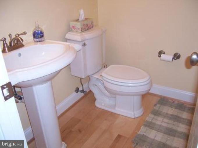 27 Marble Arch Road Colora, MD 21917 - Photo 4 of 30 First Floor Powder Room - So Pretty!