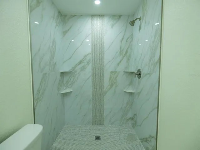 $2,800 | 1711 Ironwood Court East, Oldsmar, FL 34677