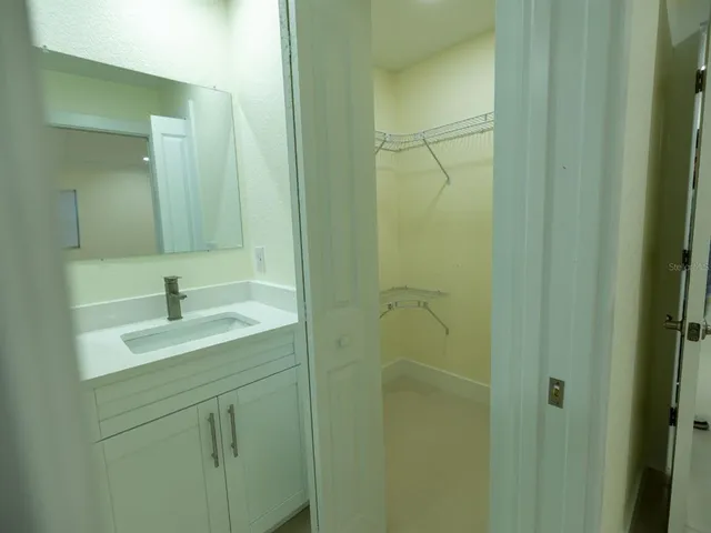 $2,800 | 1711 Ironwood Court East, Oldsmar, FL 34677