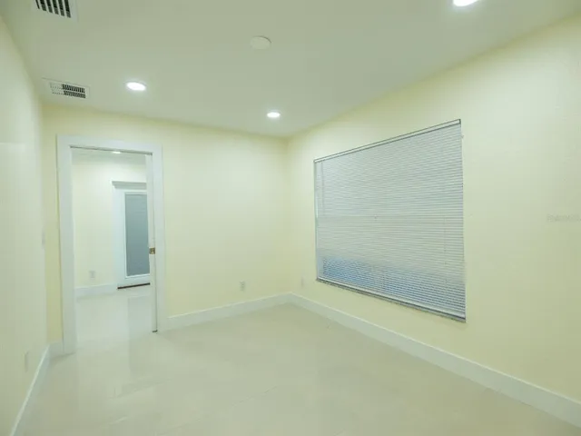 $2,800 | 1711 Ironwood Court East, Oldsmar, FL 34677