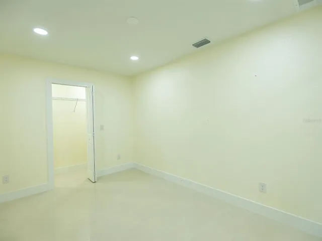 $2,800 | 1711 Ironwood Court East, Oldsmar, FL 34677