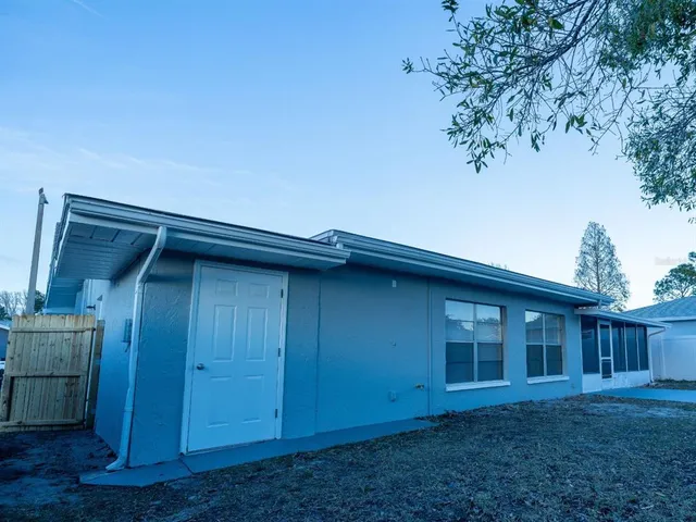 $2,800 | 1711 Ironwood Court East, Oldsmar, FL 34677