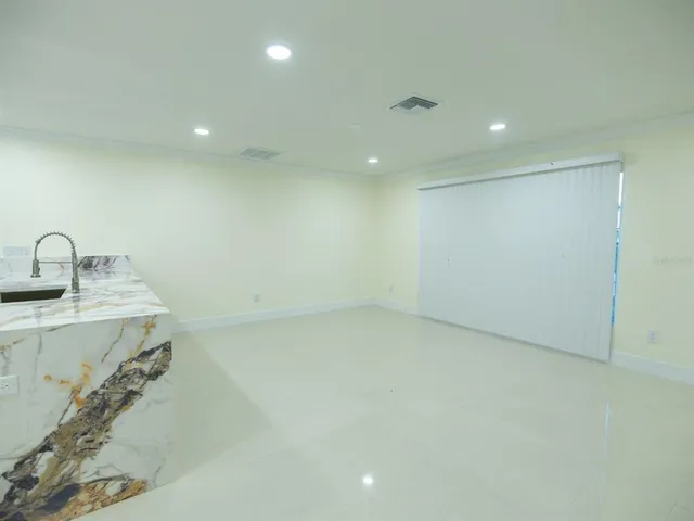 $2,800 | 1711 Ironwood Court East, Oldsmar, FL 34677