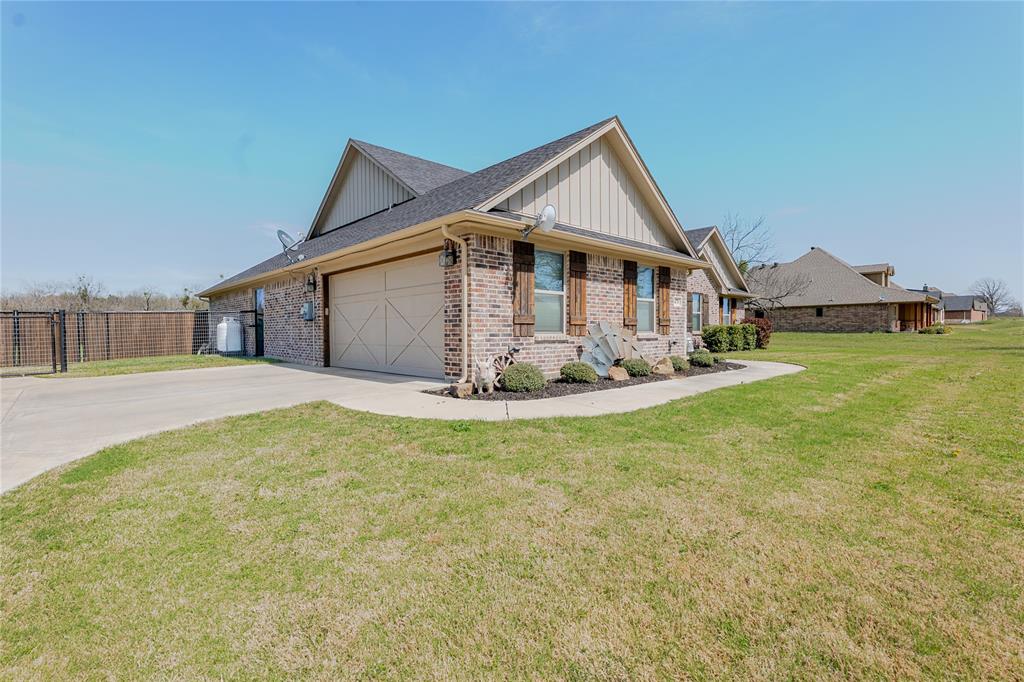 470 Wilson Bend Road Millsap, TX 76066 - Photo 32 of 40