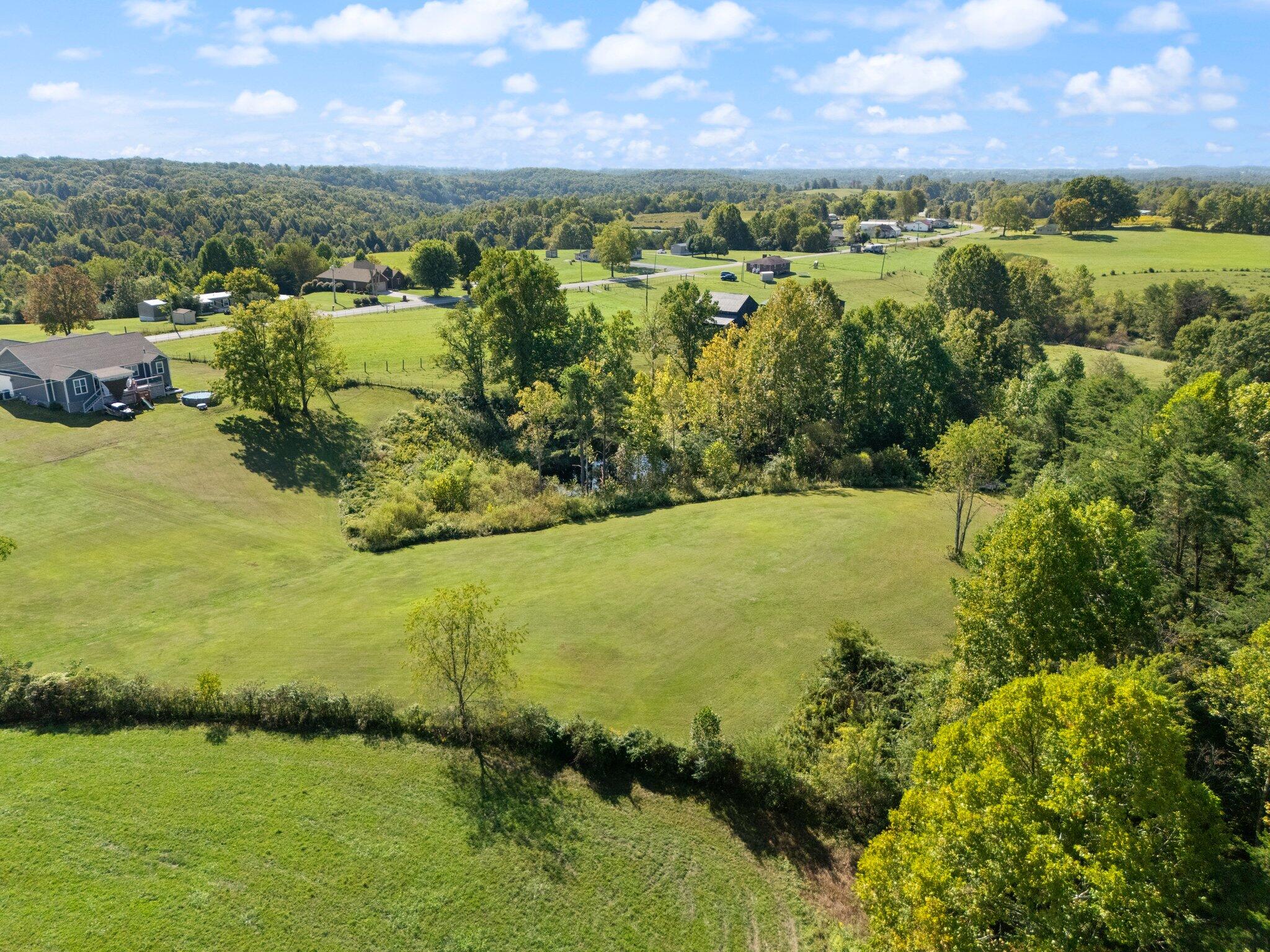 1835 Pine Top Road London, KY 40741 - Photo 40 of 56 45-web-or-mls-DJI_20240920111304_0036_D