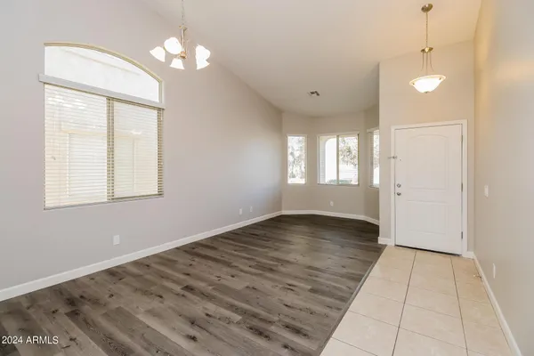 $1,915 | 5019 East Iolite Street, San Tan Valley, AZ 85143
