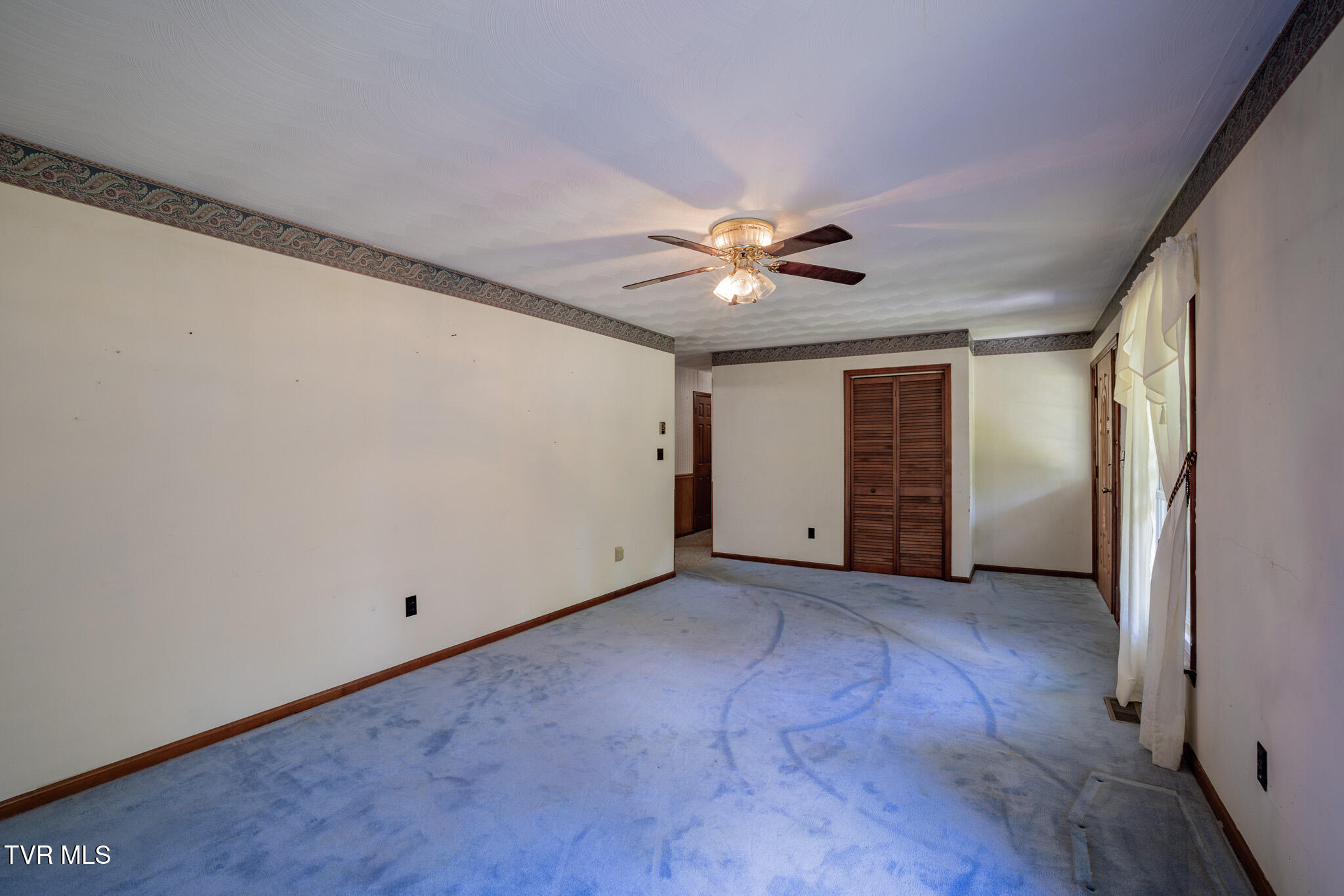 26309 Northridge Road Meadowview, VA 24361 - Photo 4 of 31 1R9A7388-HDR
