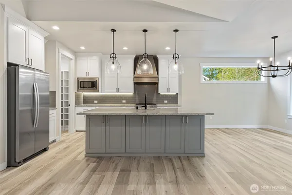 $974,950 | 1529 Lockridge Loop East, Enumclaw, WA 98022