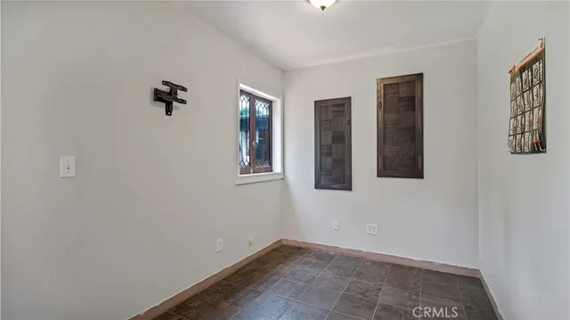 $5,000 | 2118 Greenleaf Street, Santa Ana, CA 92706