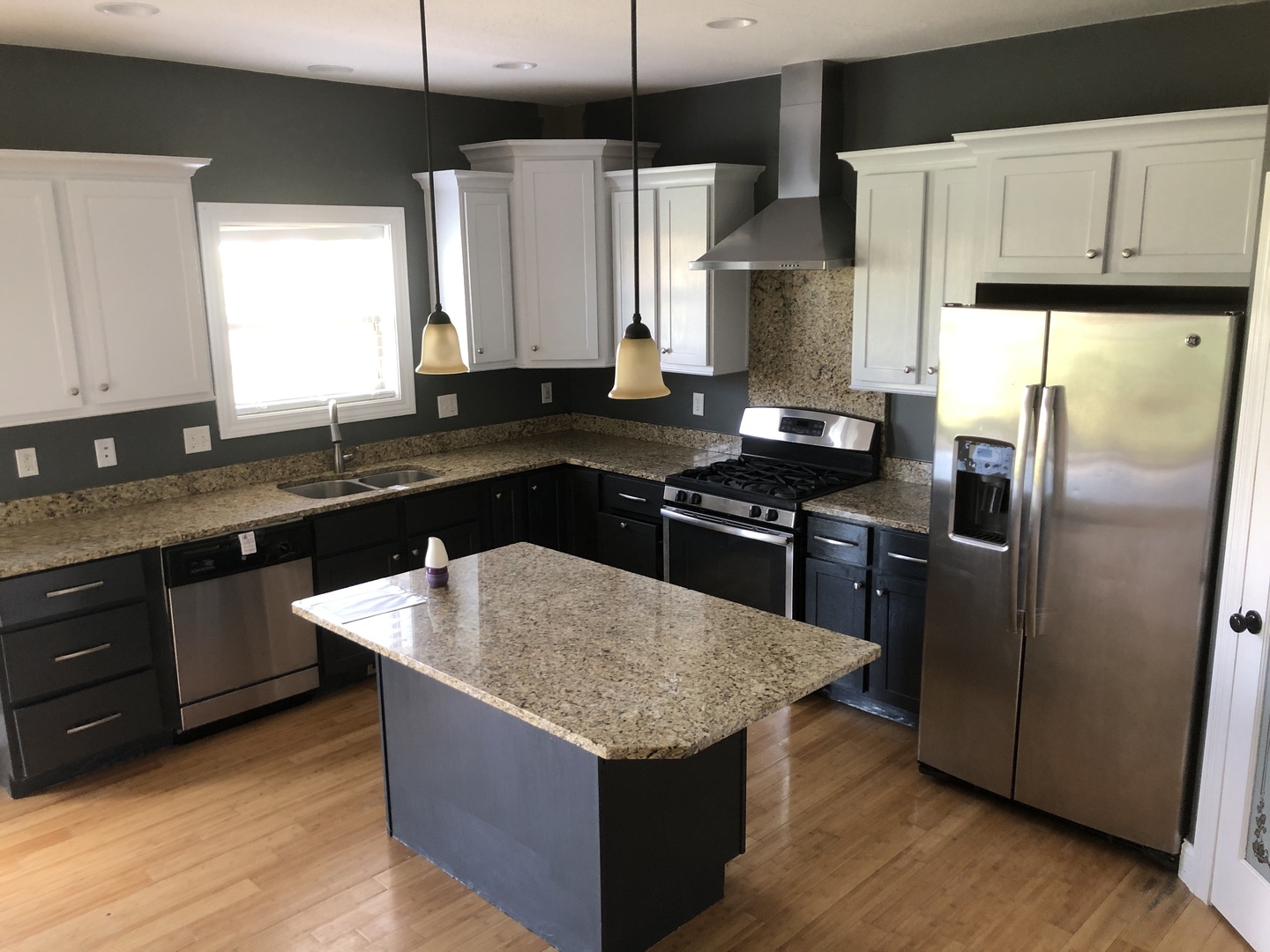 1260 Silver Oak Circle Normal, IL 61761 - Photo 2 of 18