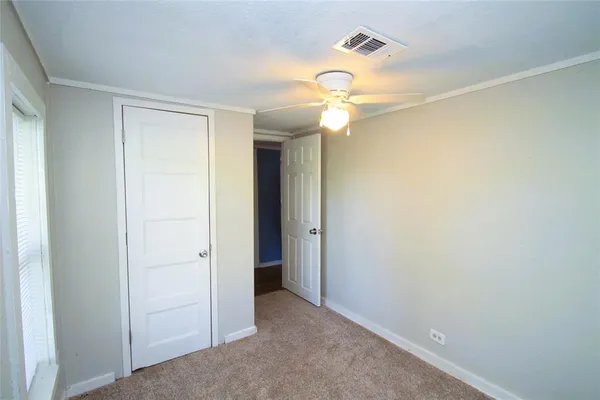 $1,025 | 349 12th Northwest, Paris, TX 75460