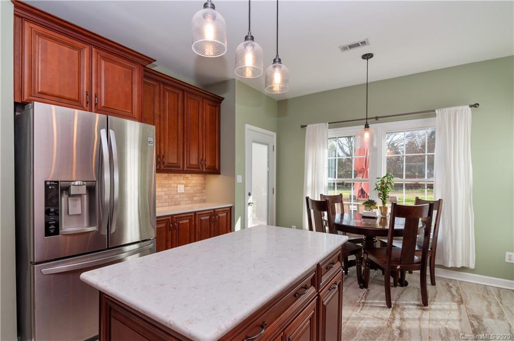 1631 Thornblade Ridge Drive Matthews, NC 28105 - Photo 12 of 37
