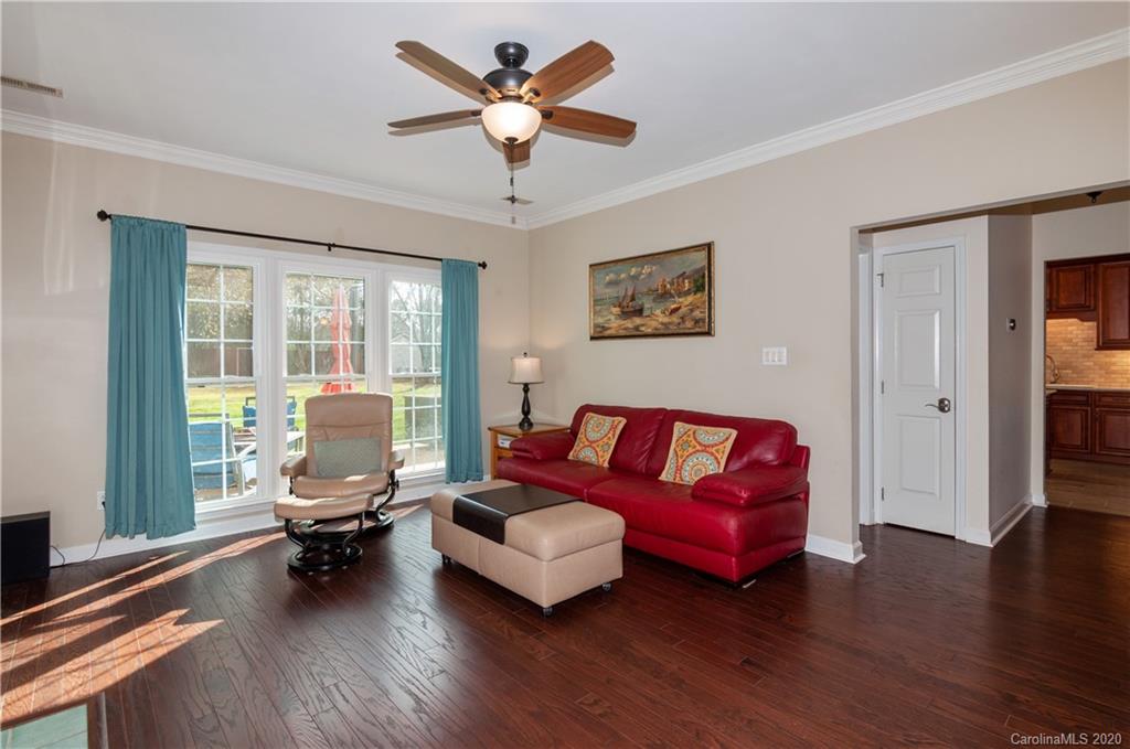 1631 Thornblade Ridge Drive Matthews, NC 28105 - Photo 4 of 37