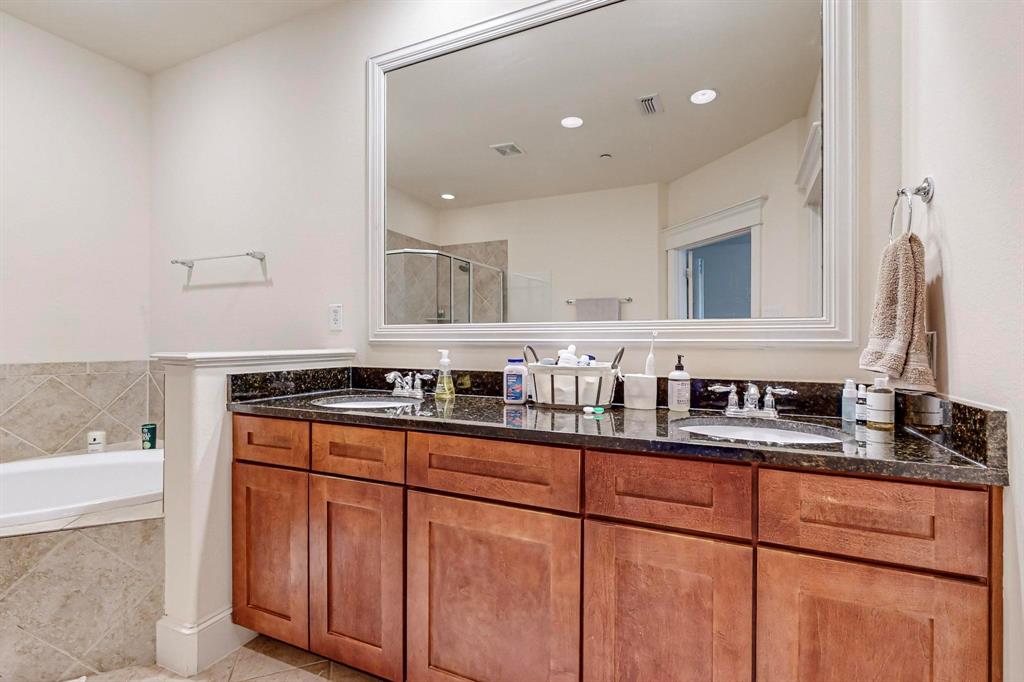 1600 Abrams Road, Unit 39 Dallas, TX 75214 - Photo 25 of 37