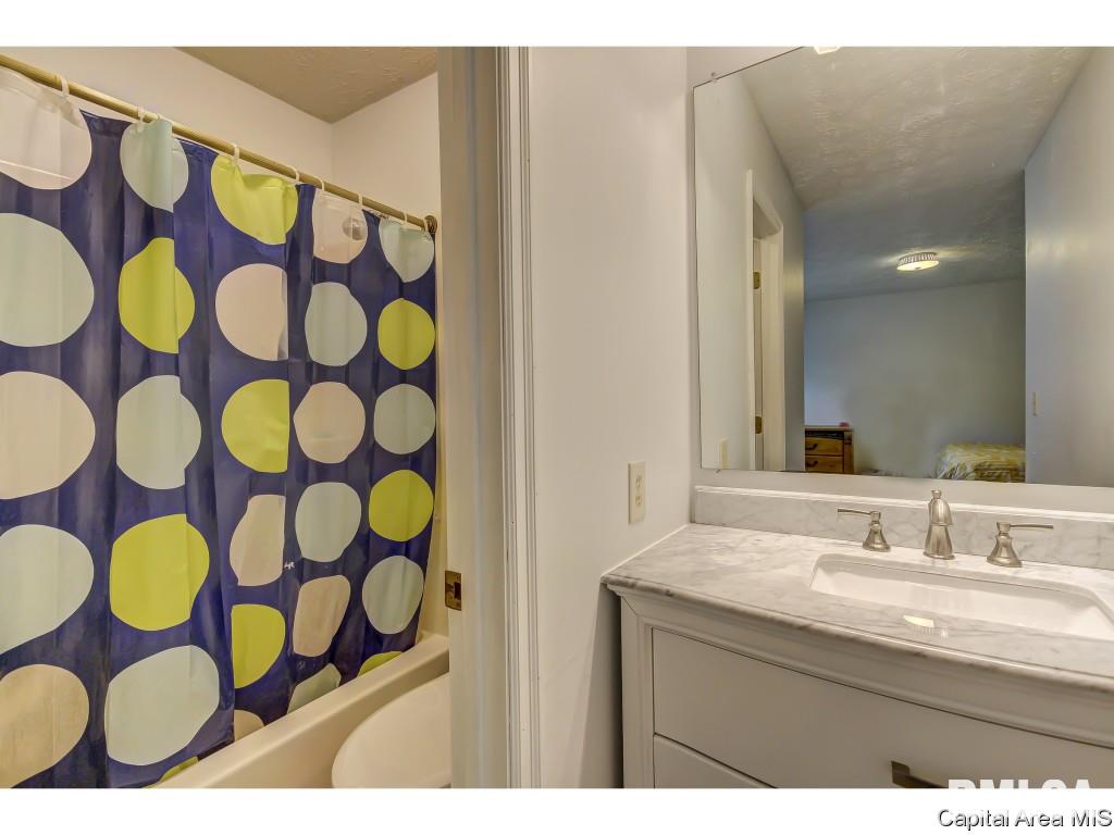12 Hyde Park Springfield, IL 62703 - Photo 14 of 17 Gallery Image 14