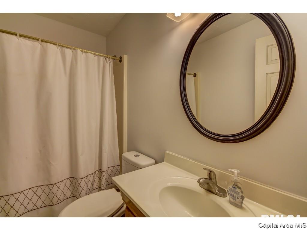 12 Hyde Park Springfield, IL 62703 - Photo 15 of 17 Gallery Image 15