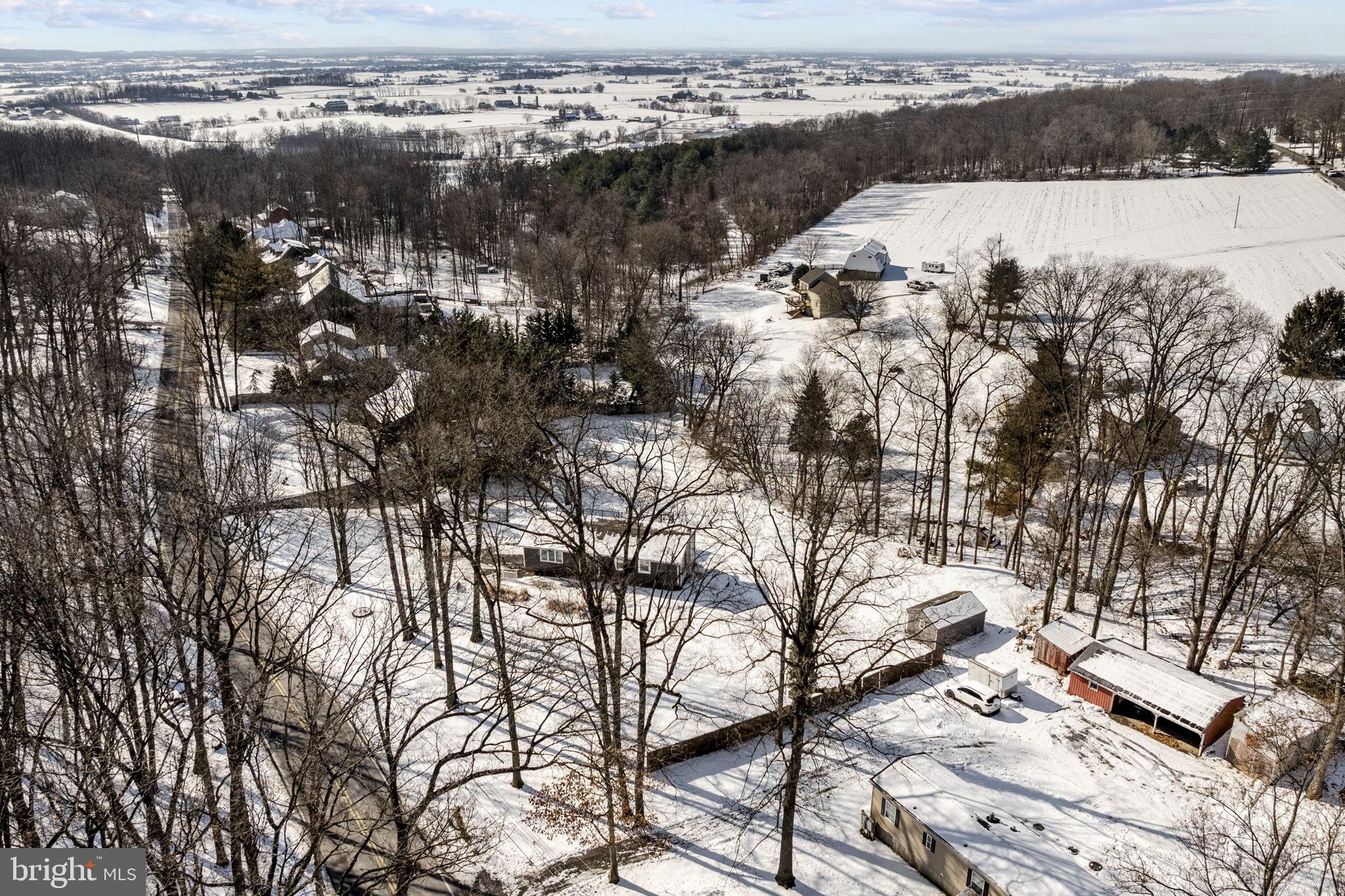 108 Red Well Road New Holland, PA 17557 - Photo 6 of 59