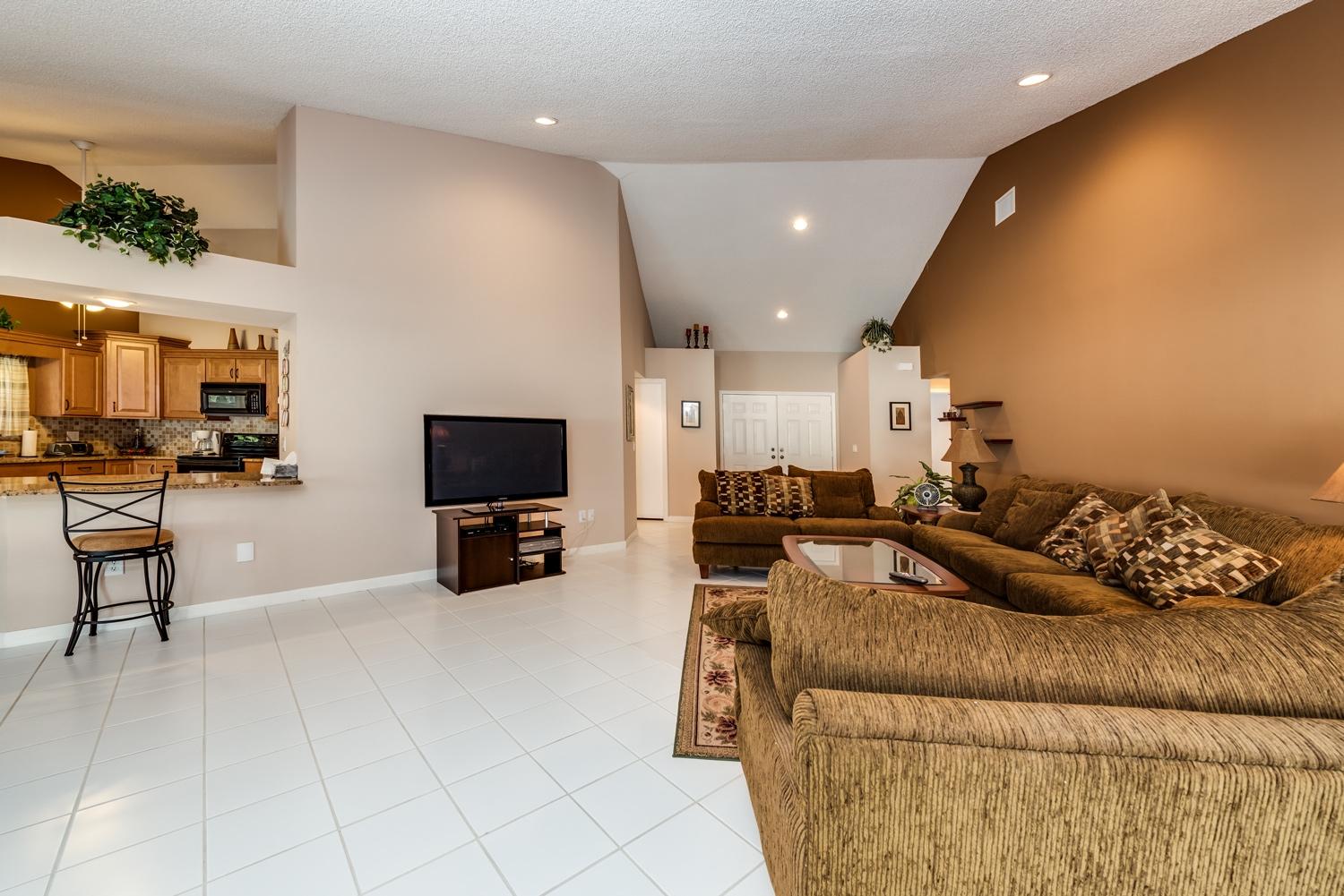 257 Northwest 69th Street Boca Raton, FL 33487 - Photo 3 of 15 Open-Concept