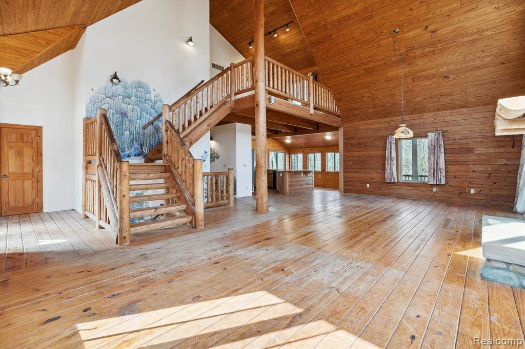 715 Argentine Road Howell, MI 48843 - Photo 8 of 45