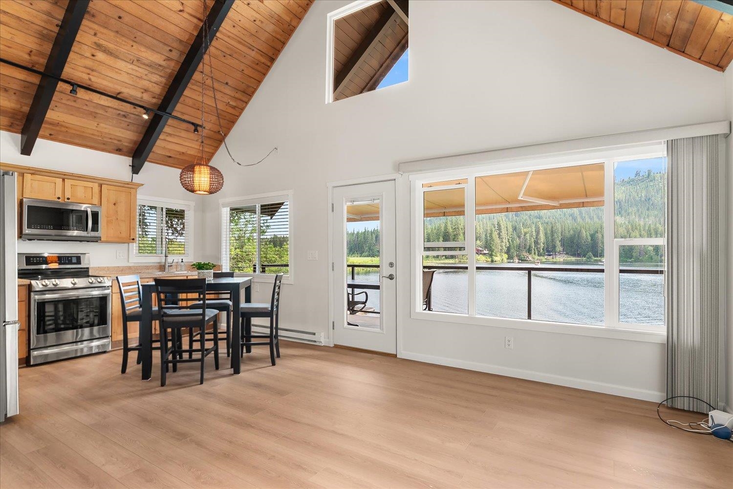 91 Viewpoint Road Newport, WA 99156 - Photo 5 of 49 Gallery Image 5