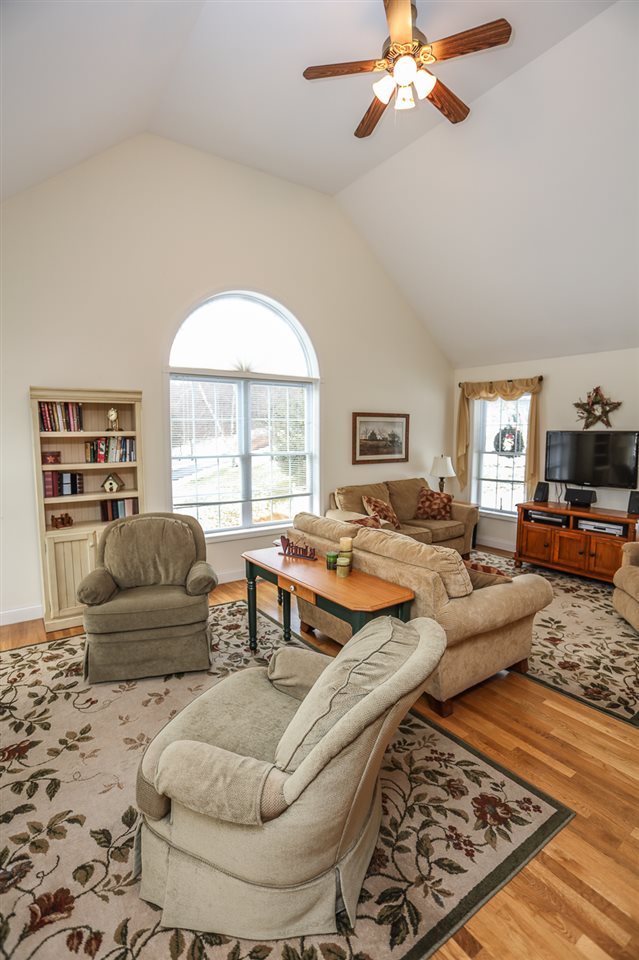 16 Continental Boulevard Rochester, NH 03867 - Photo 14 of 36