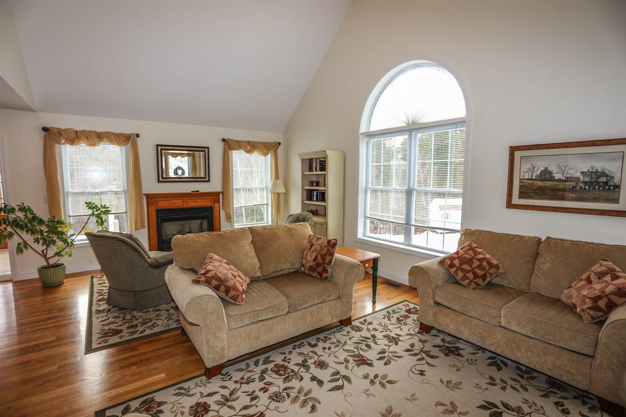 16 Continental Boulevard Rochester, NH 03867 - Photo 15 of 36