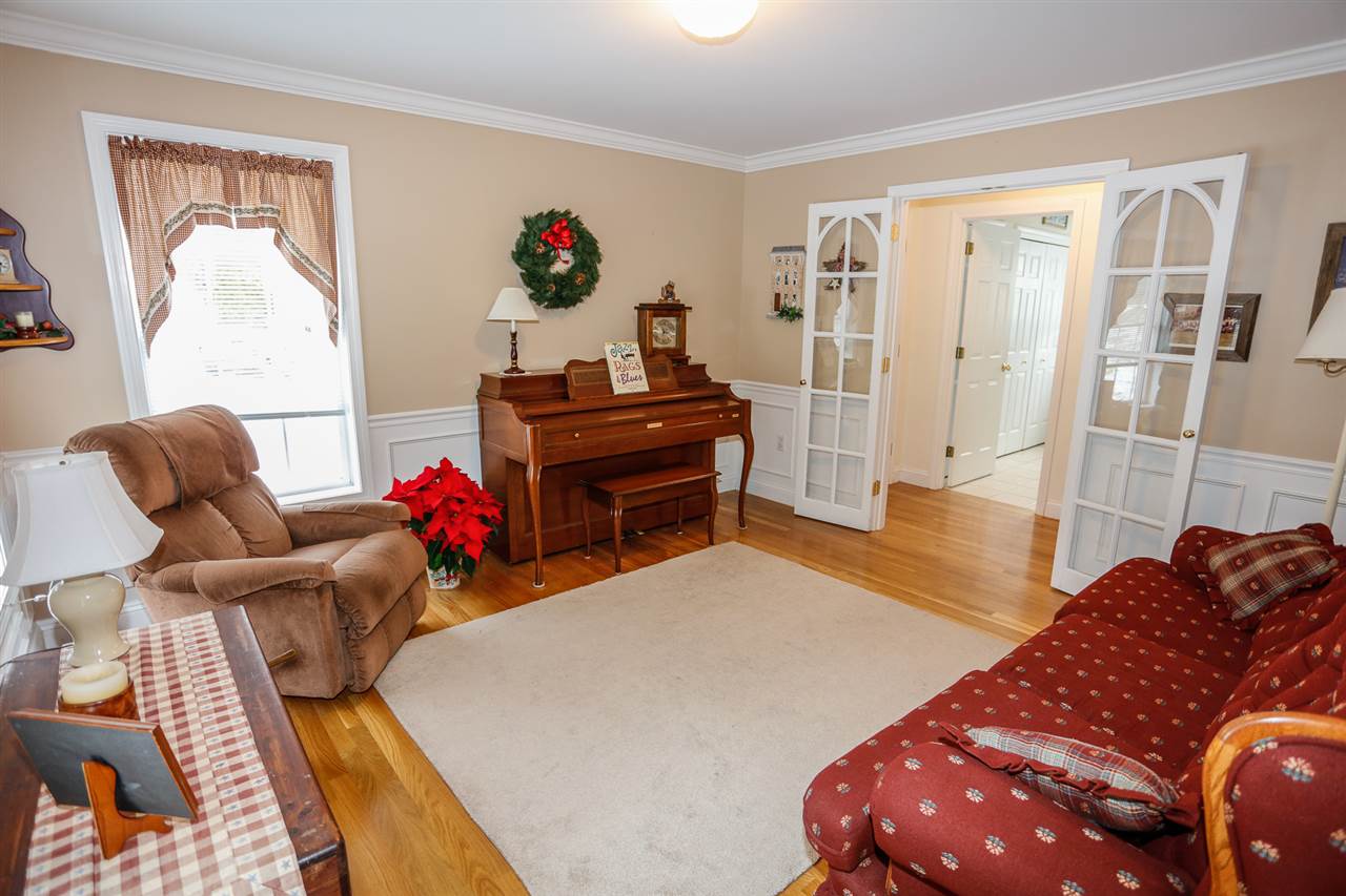 16 Continental Boulevard Rochester, NH 03867 - Photo 23 of 36